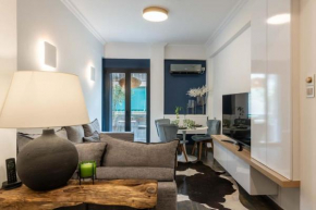 Athens Oasis: Chic City Haven